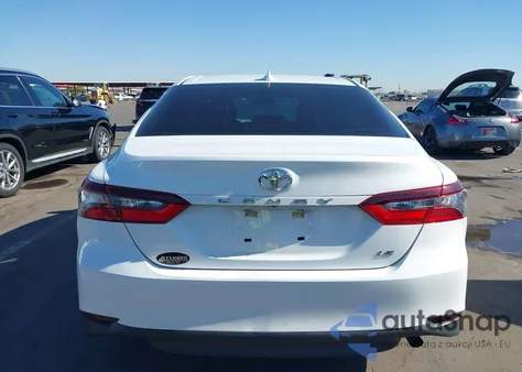 2021 Toyota Camry Le из США, поврежденный, VIN 4T1C11AK3MU580192